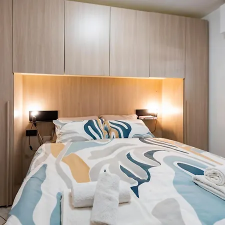 アパート Guesthost - Dolce Flat Near The Montesilvano Marina